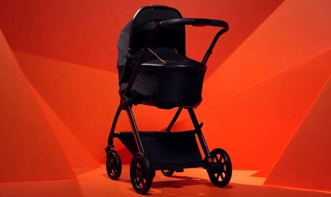 Carrinho de bebê da Lamborghini