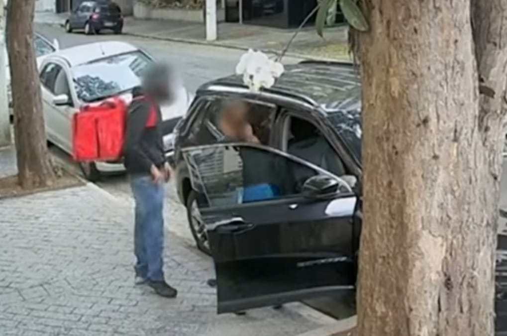 Criminosos se passam por motoboys em meio à explosão de assaltos no Itaim Bibi