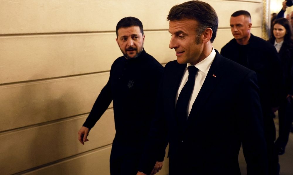 zelenksy e macron em Paris