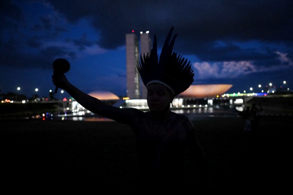 indigenas brasilia