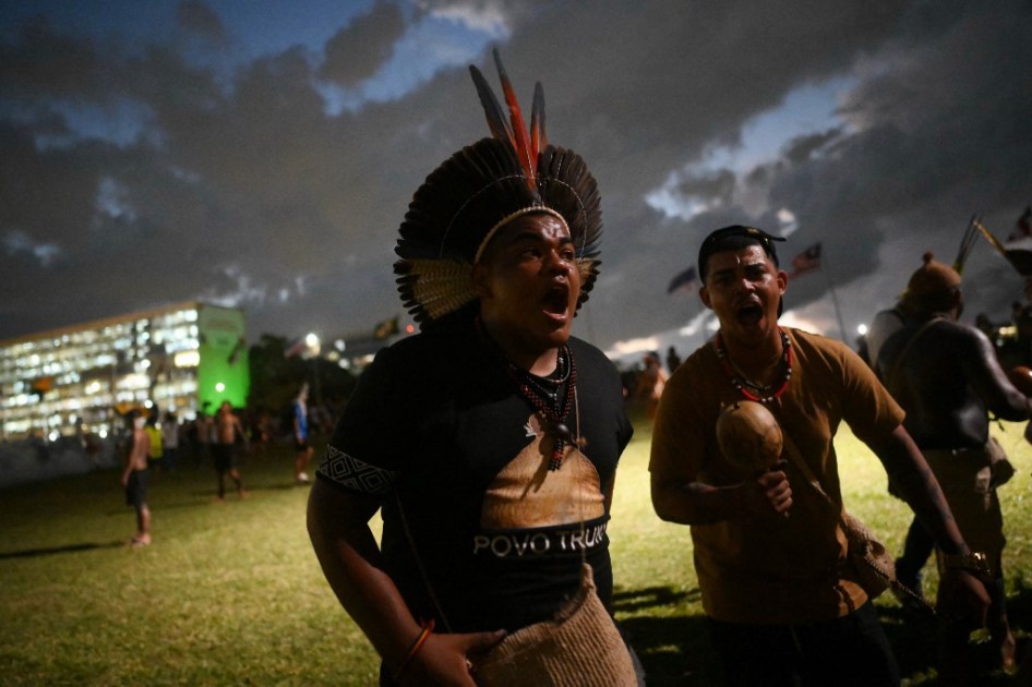 indigenas brasilia