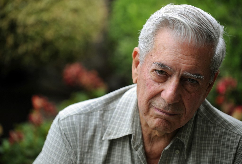 Morre Mario Vargas Llosa, escritor e Nobel de Literatura, aos 89 anos