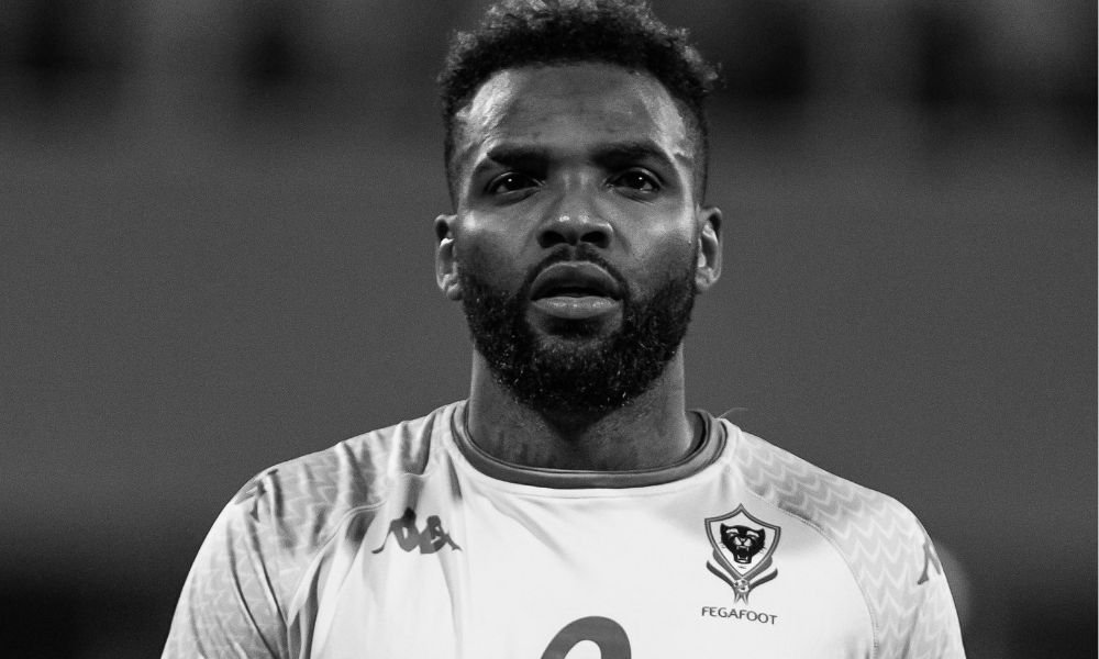 Jogador da seleção do Gabão morre após cair do 11º andar de prédio na China