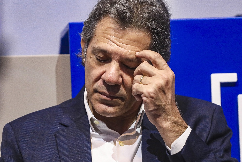 Haddad diz que orientação do governo é ‘evidentemente’ reparar danos de afetados no INSS