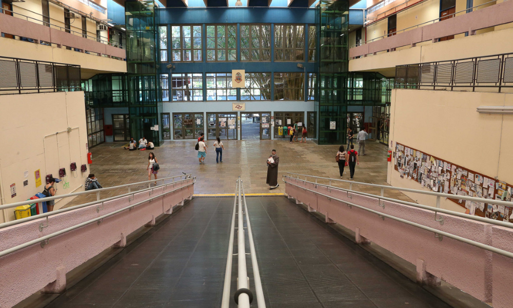 FFLCH - Faculdade de Filosofia, Letras e Ciências Humanas