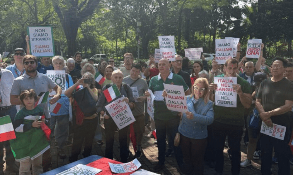Descendentes de italianos protestaram neste sábado (26), em São Paulo