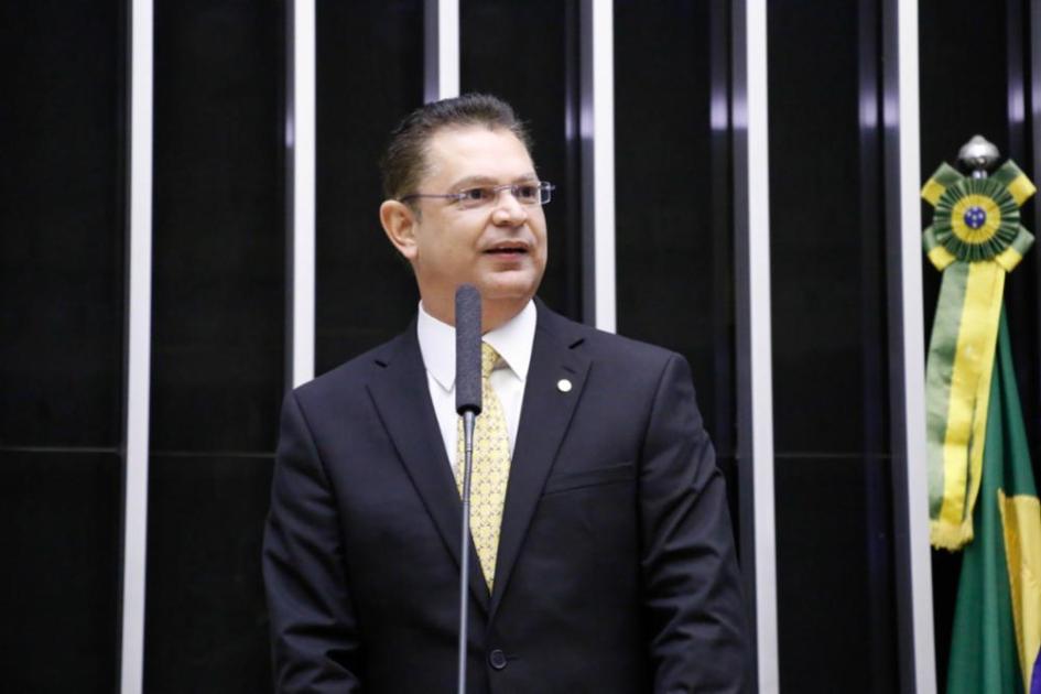 Sóstenes Cavalcante em plenário da Câmara