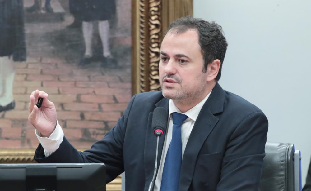 Glauber Braga
