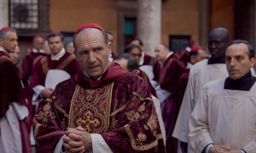 'Conclave' é o filme mais assistido no Prime Video Brasil após morte do papa Francisco
