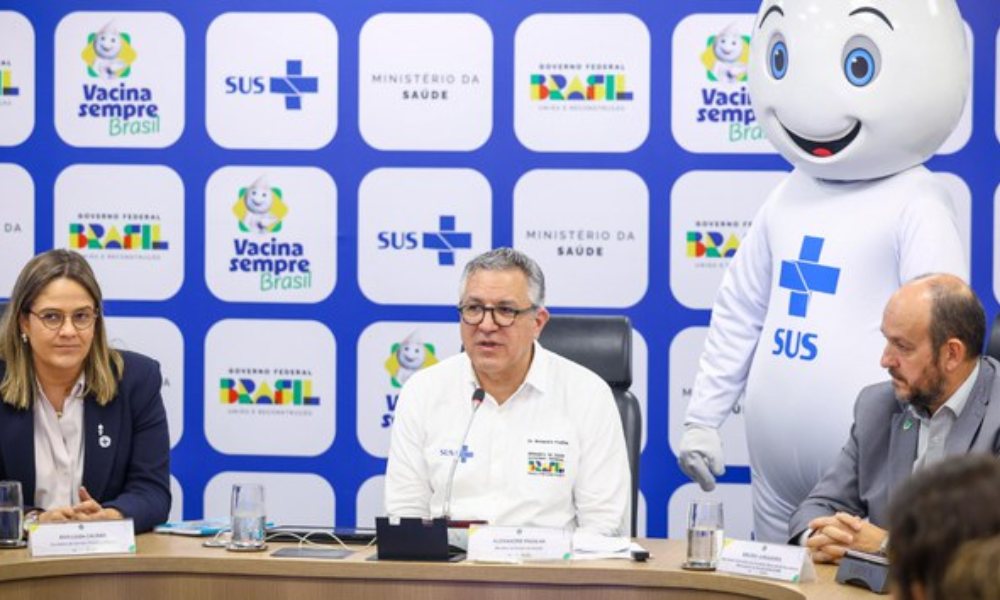 Governo Federal lança ação para vacinar quase 30 milhões de estudantes de escolas públicas