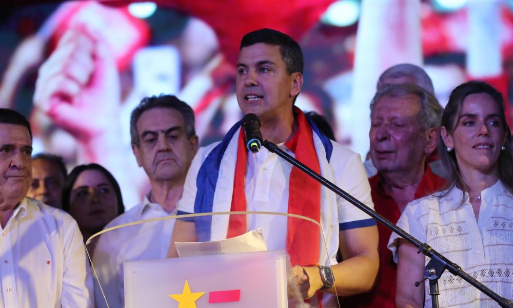 Presidente do Paraguai decreta feriado após Seleção eliminar Alemanha na Copa
