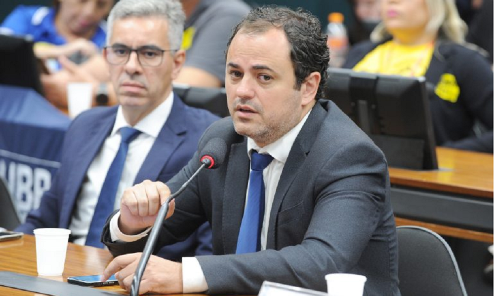 Conselho de Ética da Câmara se reúne nesta quarta para discutir processo que pode cassar Glauber Braga