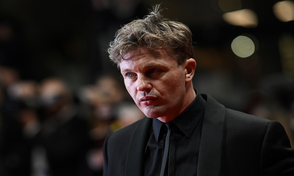 Michael Pitt, astro de ‘Boardwalk Empire’, é detido em Nova York sob acusações de abuso sexual e agressão