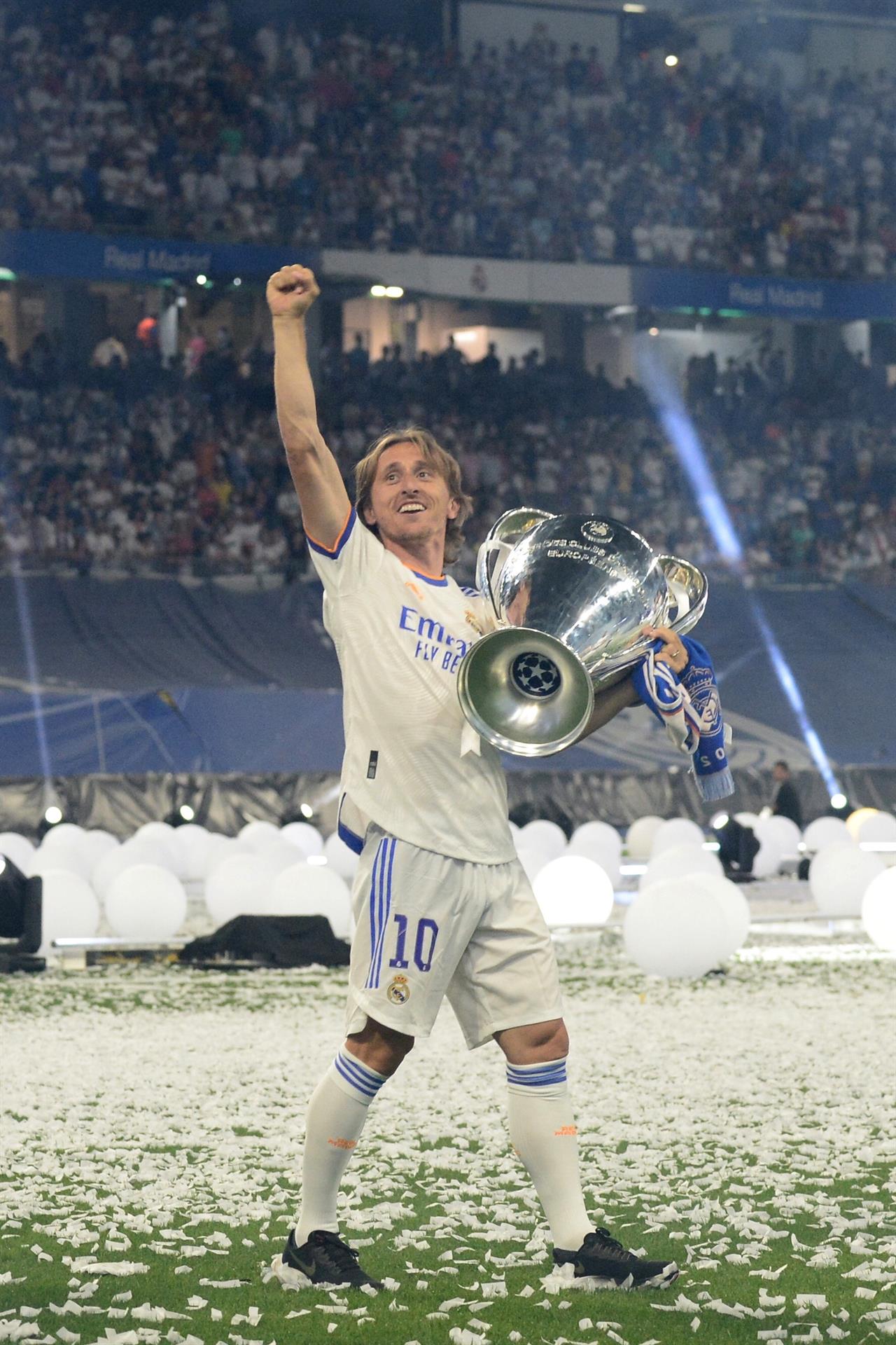Modric anuncia que deixará Real após o Mundial e se despedirá do Bernabéu neste sábado