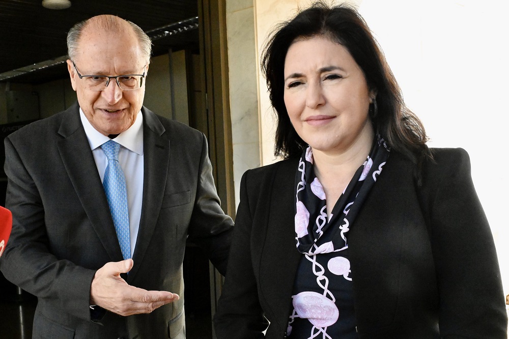 Ministros devem deixar governo para disputar cargos majoritários em 2026