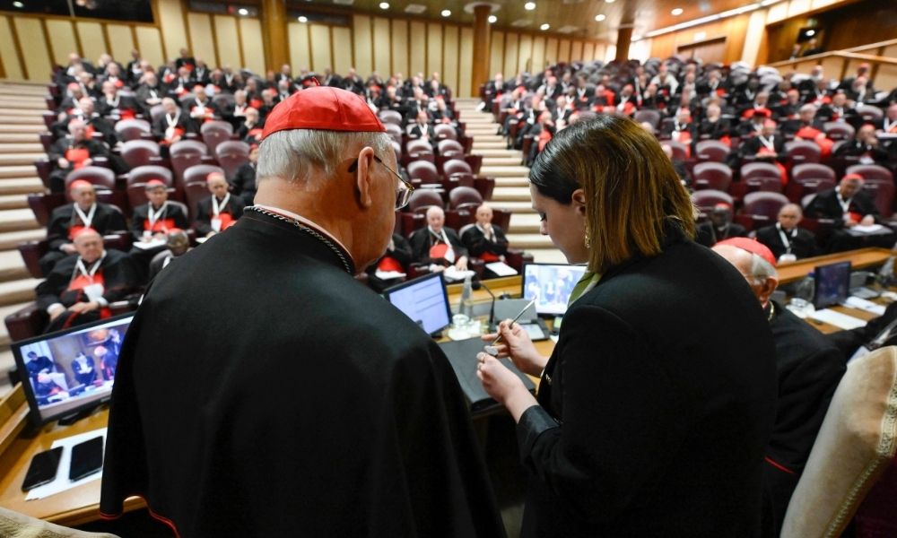 Cardeais reafirmam em reunião pré-conclave avançar com reformas do papa Francisco