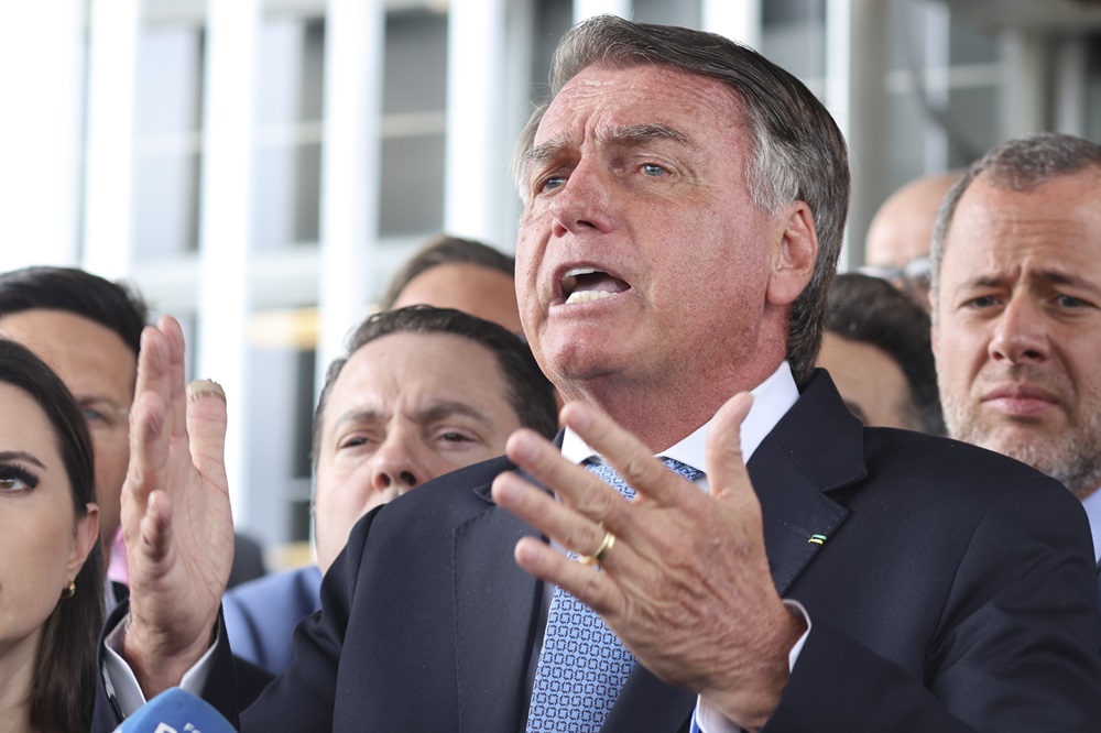 Bolsonaro diz que condenação pelo STF seria um ‘game over’ para ele 