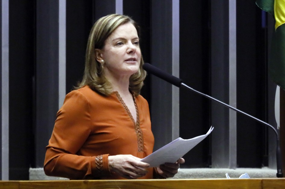Gleisi Hoffmann no Plenário da Câmara
