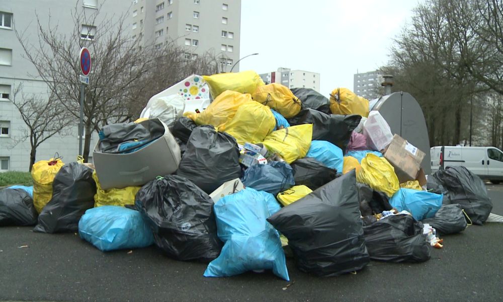 montanha de lixo em Paris