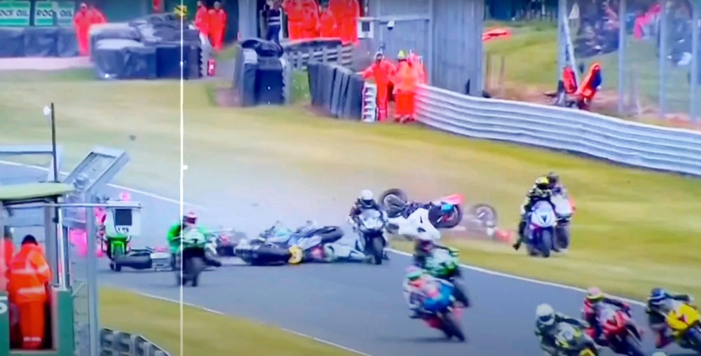 Acidente superbike