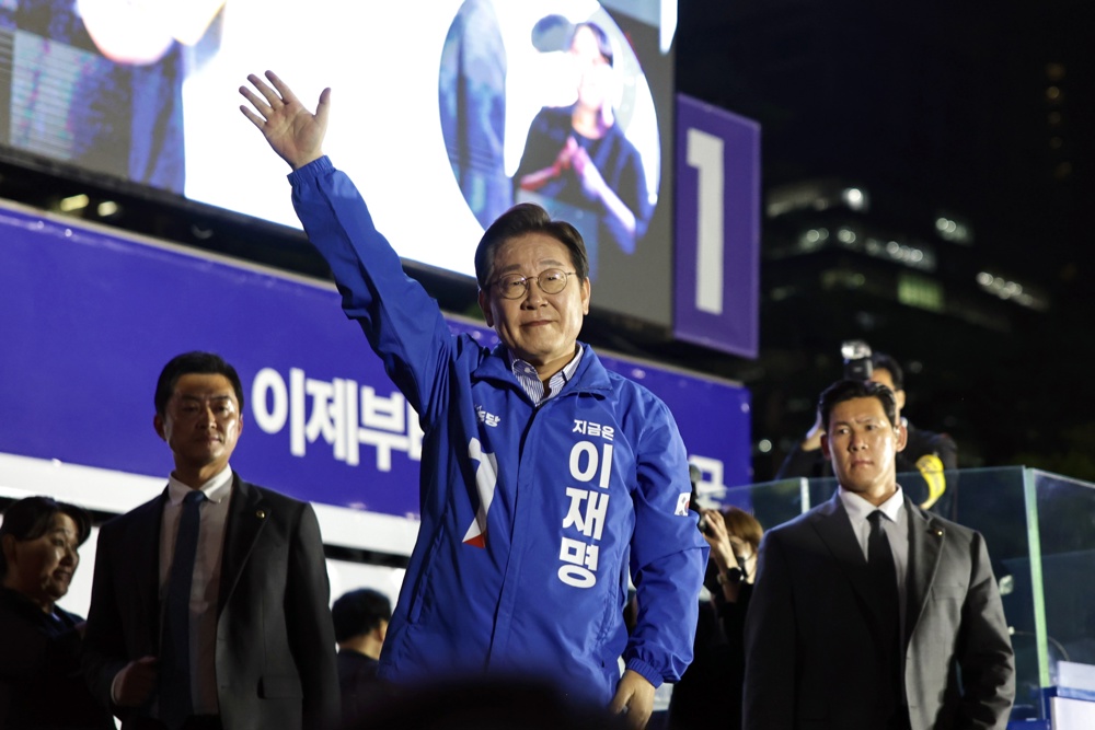 Boca de urna indica vitória de candidato de centro-esquerda na Coreia do Sul
