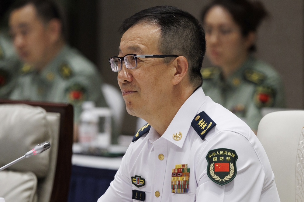 China critica ‘intimidação’ estrangeira, mas evita apoiar Irã contra Israel