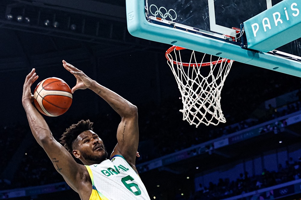 Cristiano Felício acerta com o Sesi Franca e volta ao basquete nacional após 10 anos