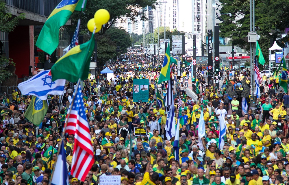 Oposição celebra ato na Paulista e reforça apelo por liberdade: ‘O Brasil não será calado’
