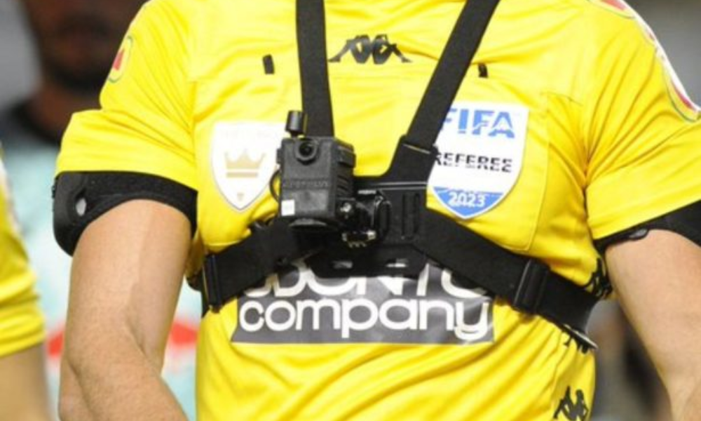 Árbitros da Copa do Mundo de Clubes usarão câmeras corporais
