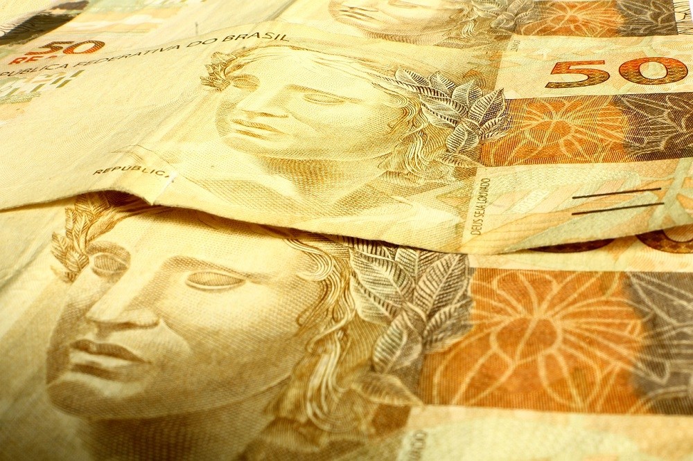 Relatório Focus indica queda na inflação e manutenção da Selic em 14,7%%