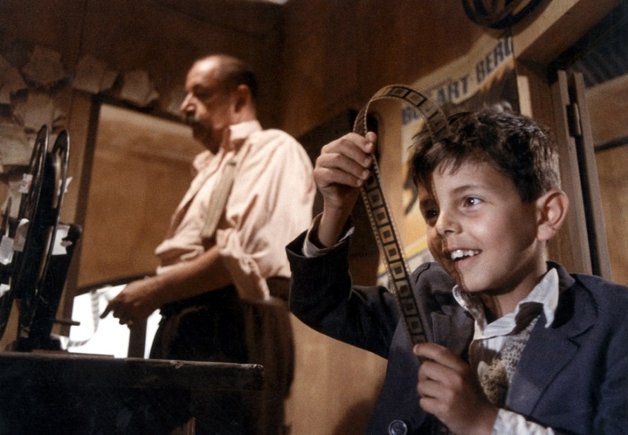 O italiano "Cinema Paradiso" ganhou Oscar de Melhor Filme Estrangeiro em 1988