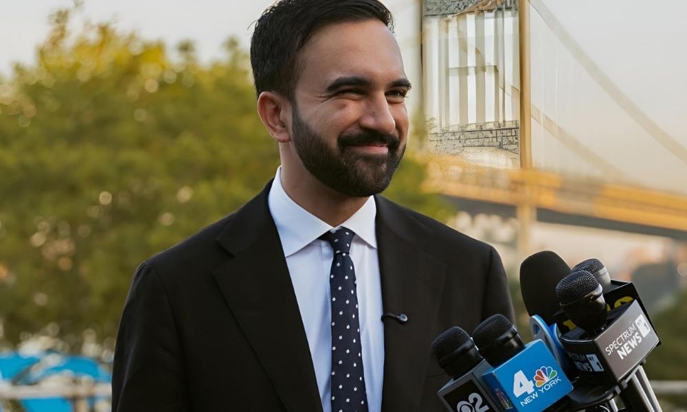 Prefeito de NY lança canal de “fofoca” no WhatsApp para falantes de espanhol