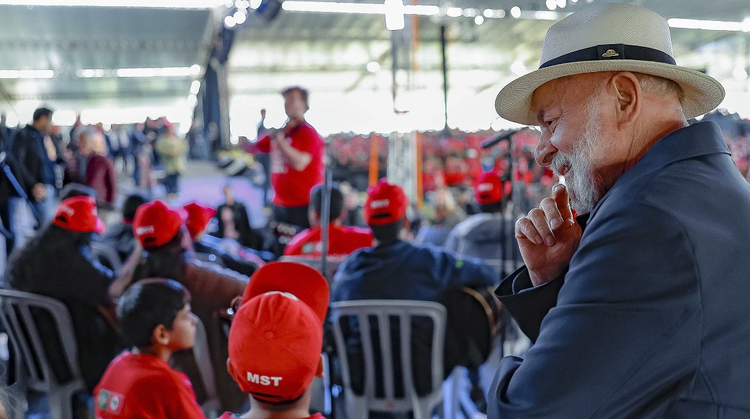 Lula MST