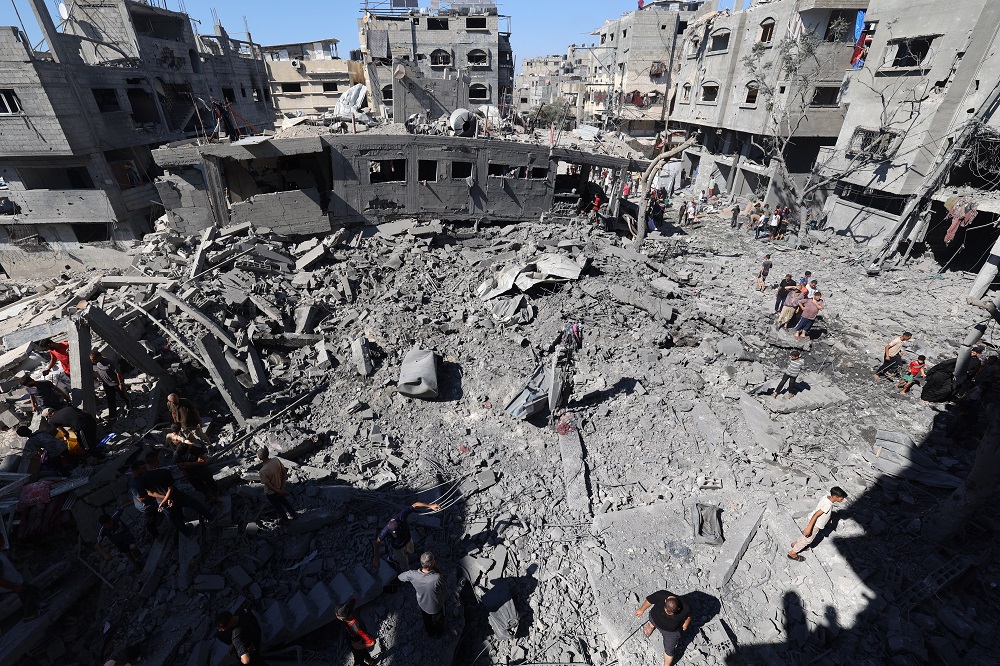 Grupo terrorista Hamas diz estar pronto para negociar trégua com Israel em Gaza; Defesa Civil reporta 52 mortos