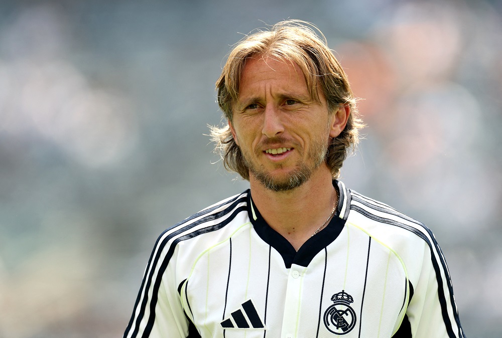 Novo técnico do Milan confirma chegada de Modric em sua primeira entrevista coletiva no clube: ‘Extraordinário’