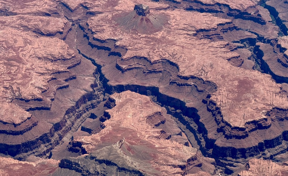 Grand Canyon é evacuado devido a um incêndio florestal