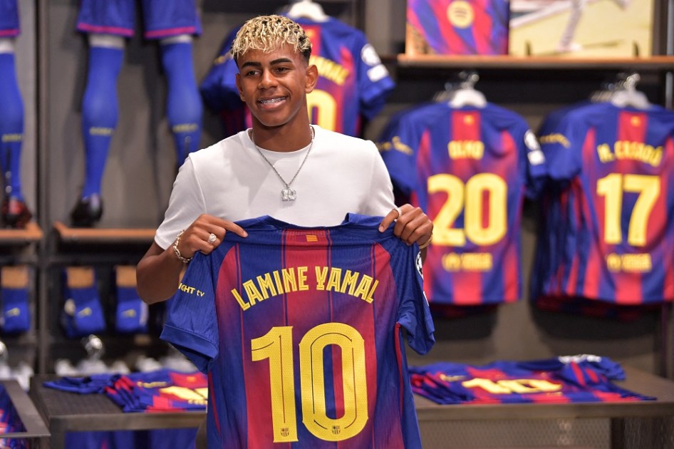 Jogador da Seleção da Espanha e do Barcelona, Lamine Yamal.