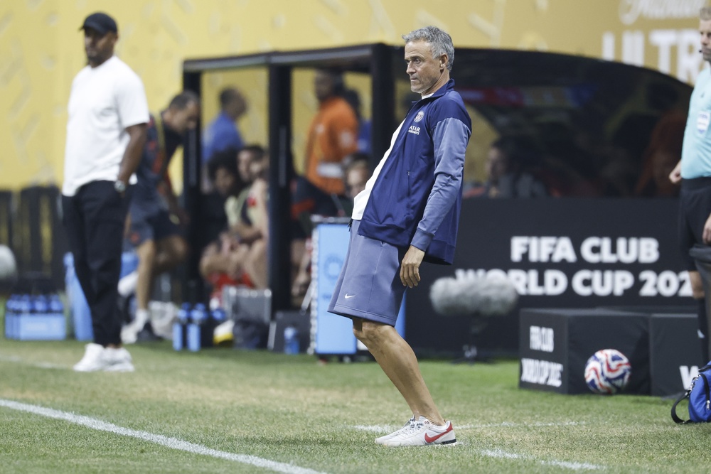 Série disponível no streaming mostra bastidores da reformulação do PSG sob o comando de Luis Enrique