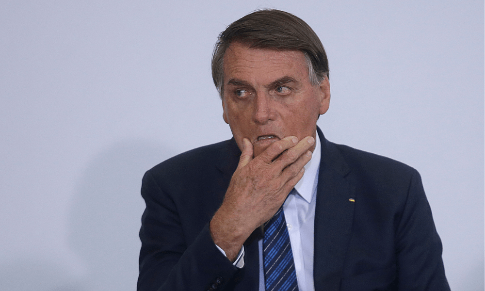 Bolsonaro apresenta melhora no quadro de saúde, diz boletim médico