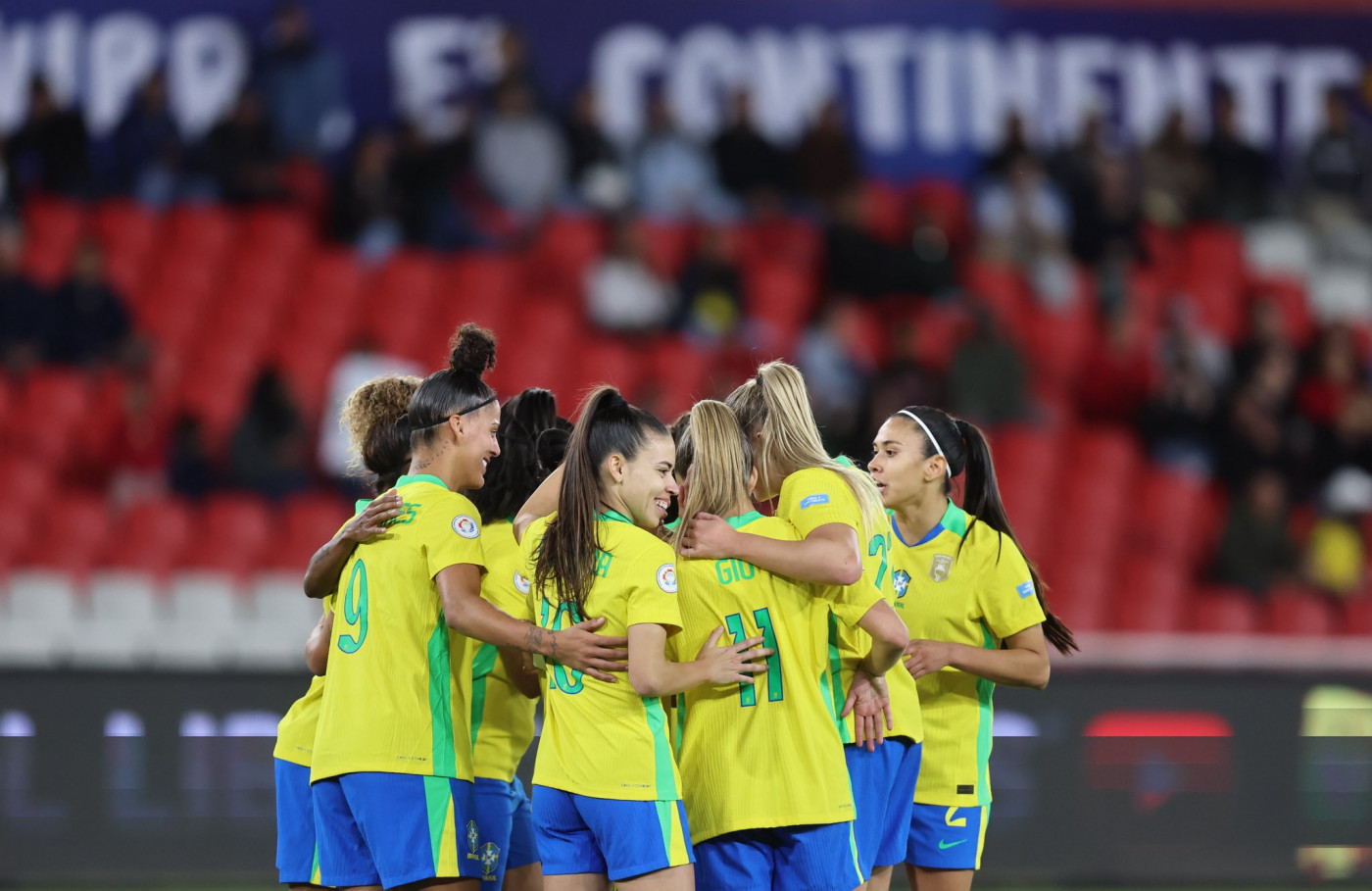 Brasil vence com facilidade o Uruguai e chega à sua 10ª final da Copa América Feminina