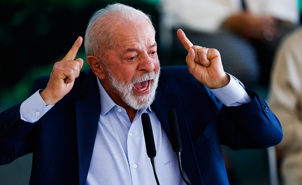 Lula está entre a cruz e a espada, em um dos piores dilemas do seu governo