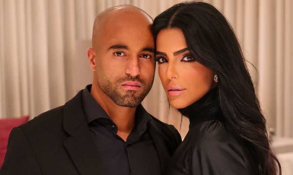 Lucas Moura e esposa