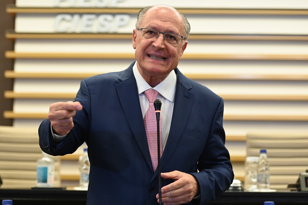 Alckmin diz que cooperação do Brics trará avanços para investimento e comércios globais 