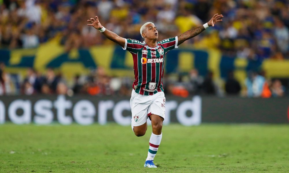 John Kennedy tem situação regularizada na CBF e está liberado para enfrentar o Flamengo