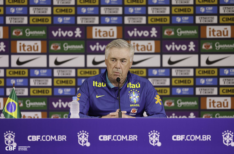 Sem craques e com surpresas, Brasil é convocado para as duas últimas rodadas das Eliminatórias