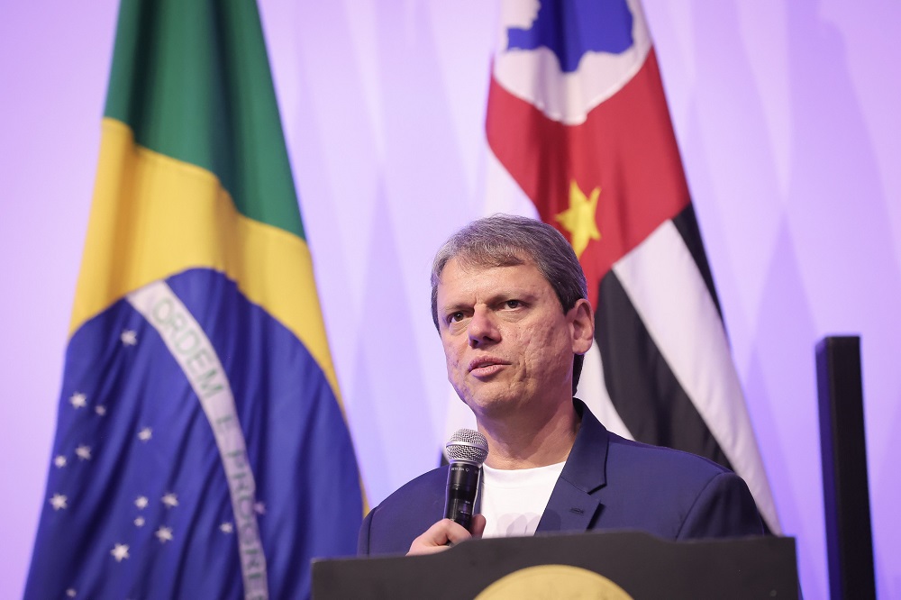 Aliados de Tarcísio comemoram pesquisa e veem pouco impacto do tarifaço