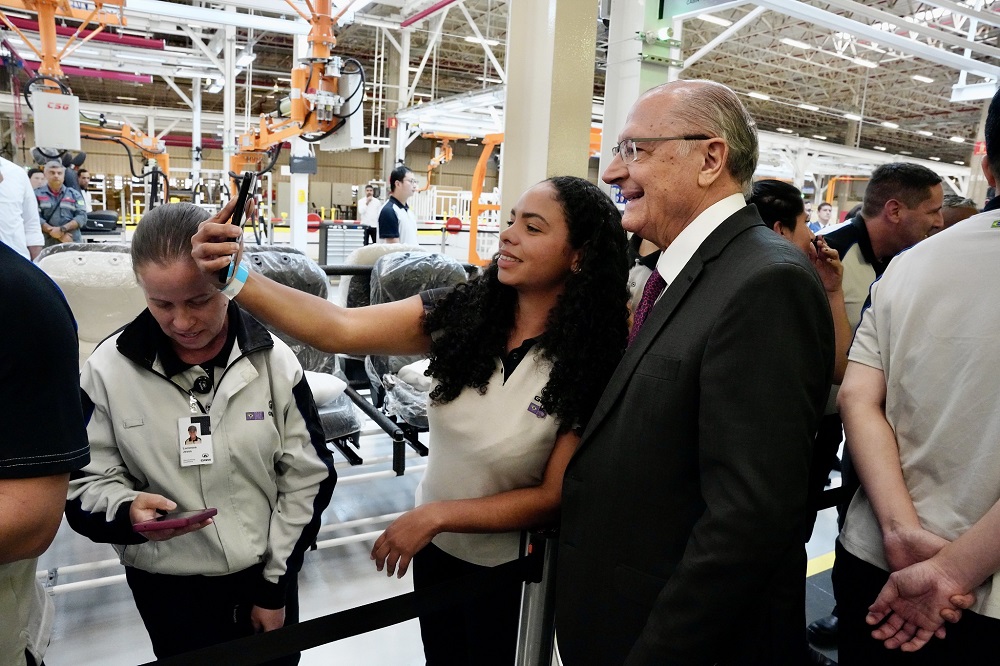 Alckmin diz que fazer comércio com a China não é incompatível com continuidade do diálogo com os EUA