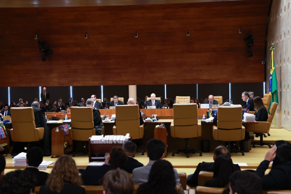 Por 10 a 1, STF decide que Robinho seguirá preso no Brasil