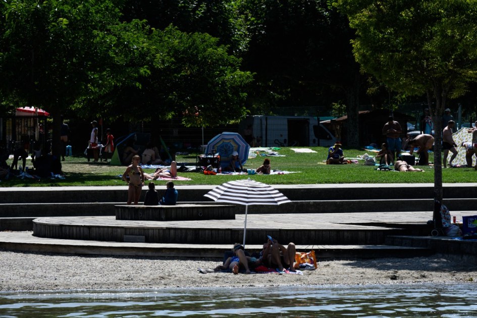 FRANCE-WEATHER-CLIMATE-HEAT-TOURISM