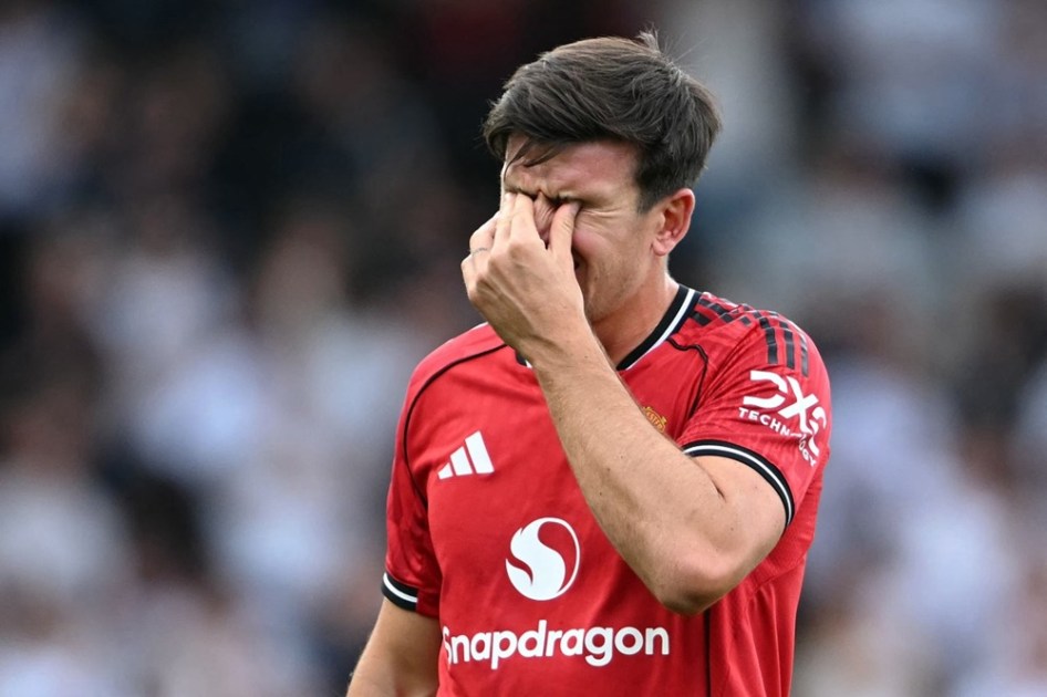 Harry Maguire, do Manhcester United, se lamenta